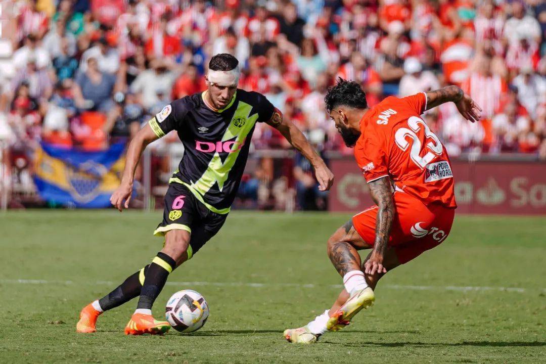 阿尔梅里亚客场大胜，走出连败困境，气势如虹