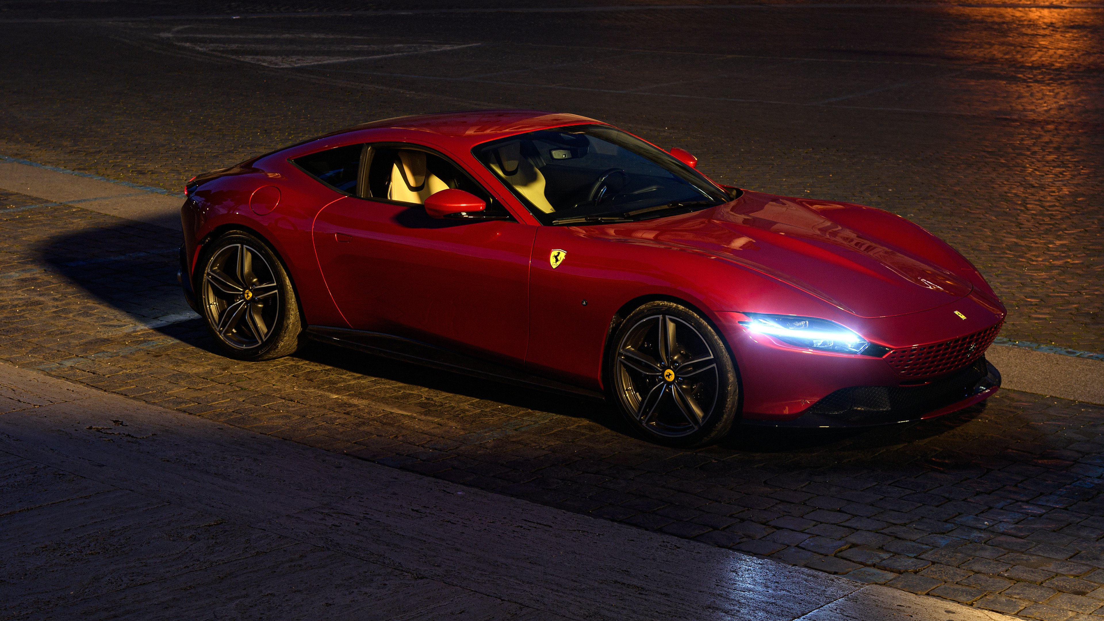 尼斯险胜喀麦隆,基耶萨化身关键先生,足球的暴力美学与灵魂重量