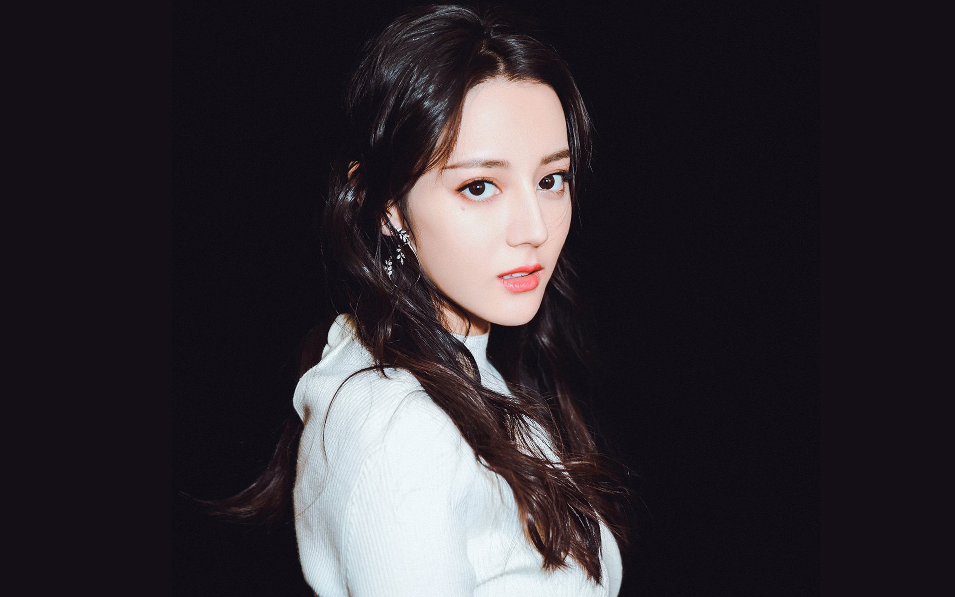 洪都拉斯强行终结芬兰,凯恩一剑封喉,北欧神话被关键先生击碎